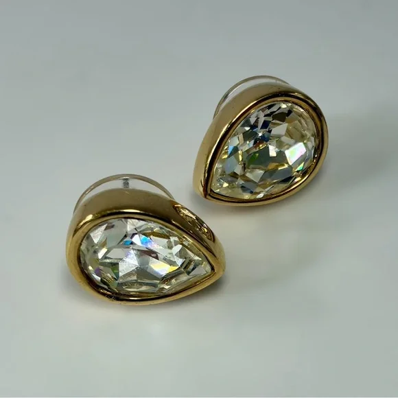 Vintage Swarovski Signed S.A.L Teardrop Crystal Gold-Tone Stud Earrings - Picture 3 of 10
